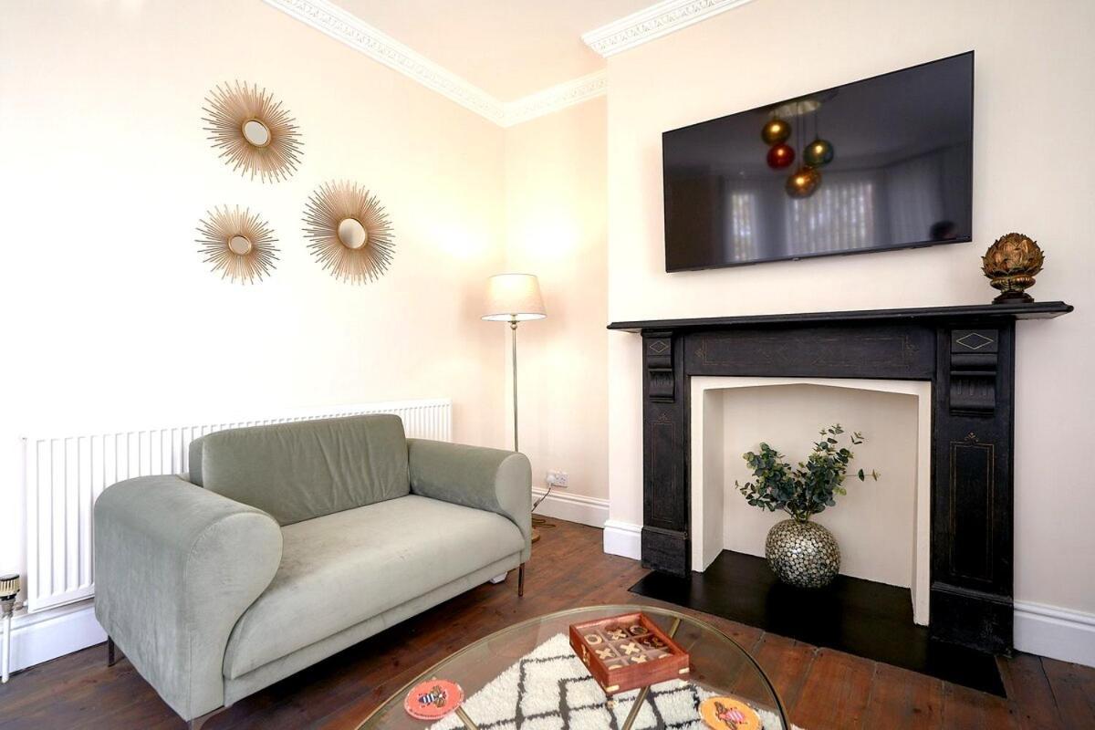 Stunning Ground Floor Apartment Near 绍斯沃尔德 外观 照片